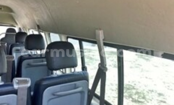 Acheter Occasion Voiture Toyota Hiace Bleu à Beitbridge, Matabeleland South Acheter Occasion Voiture Toyota Hiace Bleu à Beitbridge, Matabeleland South