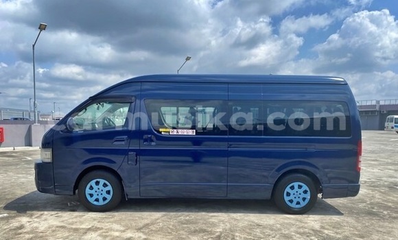 Acheter Occasion Voiture Toyota Hiace Bleu à Beitbridge, Matabeleland South Acheter Occasion Voiture Toyota Hiace Bleu à Beitbridge, Matabeleland South
