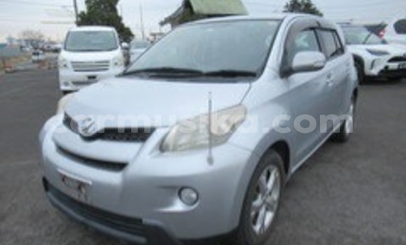 Nunua Ilio tumika Toyota IST Fedha Gari ndani ya Beitbridge nchini Matabeleland Kusini