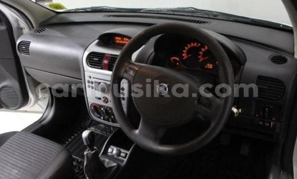 Acheter Occasion Voiture Opel Corsa Gris à Beitbridge, Matabeleland South Acheter Occasion Voiture Opel Corsa Gris à Beitbridge, Matabeleland South