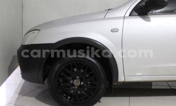 Acheter Occasion Voiture Opel Corsa Gris à Beitbridge, Matabeleland South Acheter Occasion Voiture Opel Corsa Gris à Beitbridge, Matabeleland South