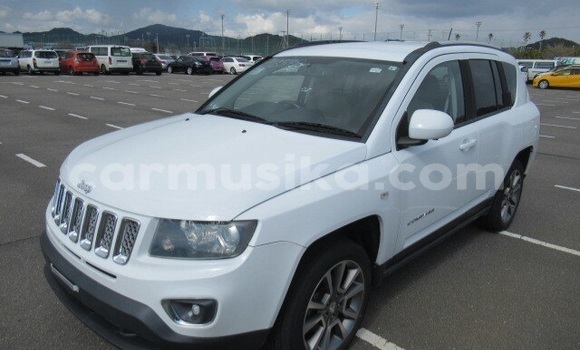 Acheter Occasion Voiture Jeep Compass Blanc à Beitbridge, Matabeleland South Acheter Occasion Voiture Jeep Compass Blanc à Beitbridge, Matabeleland South