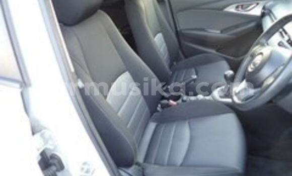 Acheter Occasion Voiture Mazda CX-3 Blanc à Beitbridge, Matabeleland South Acheter Occasion Voiture Mazda CX-3 Blanc à Beitbridge, Matabeleland South