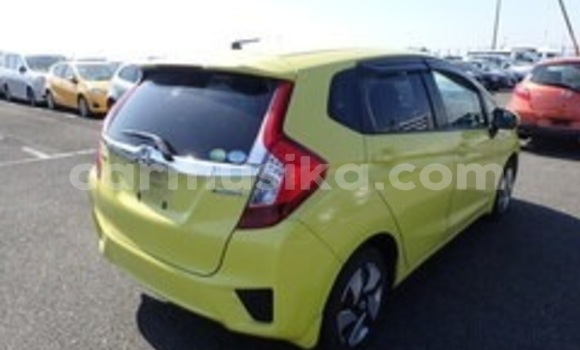 Acheter Occasion Voiture Honda Fit Vert à Beitbridge, Matabeleland South Acheter Occasion Voiture Honda Fit Vert à Beitbridge, Matabeleland South