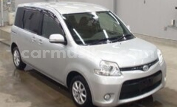 Acheter Occasion Voiture Toyota Sienta Gris à Beitbridge, Matabeleland South Acheter Occasion Voiture Toyota Sienta Gris à Beitbridge, Matabeleland South