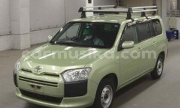 Buy Used Toyota Probox Green Car in Beitbridge in Matabeleland South