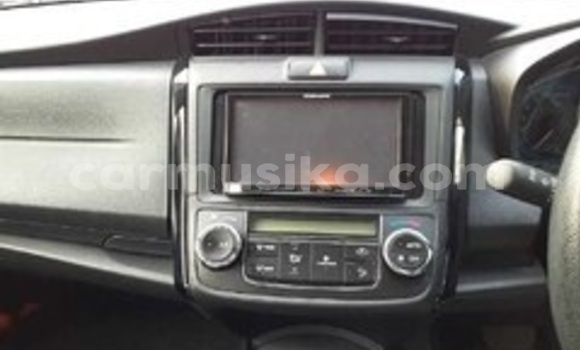 Nunua Ilio tumika Toyota Axio Fedha Gari ndani ya Beitbridge nchini Matabeleland Kusini Nunua Ilio tumika Toyota Axio Fedha Gari ndani ya Beitbridge nchini Matabeleland Kusini