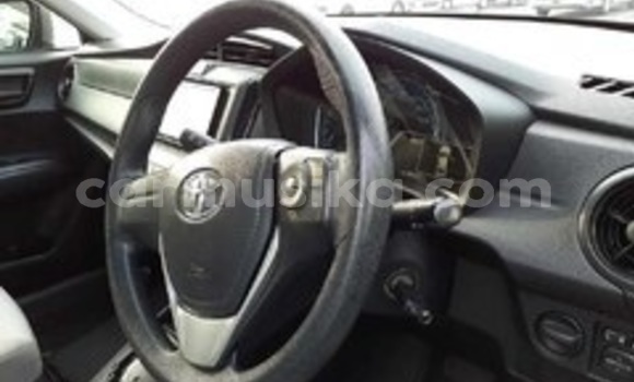 Nunua Ilio tumika Toyota Axio Fedha Gari ndani ya Beitbridge nchini Matabeleland Kusini Nunua Ilio tumika Toyota Axio Fedha Gari ndani ya Beitbridge nchini Matabeleland Kusini