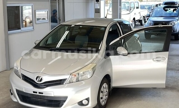 Tenga Tsaru Toyota Vitz Sirivha Mota in Beitbridge in Matabeleland South Tenga Tsaru Toyota Vitz Sirivha Mota in Beitbridge in Matabeleland South