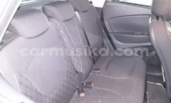 Nunua Ilio tumika Renault Captur Fedha Gari ndani ya Beitbridge nchini Matabeleland Kusini Nunua Ilio tumika Renault Captur Fedha Gari ndani ya Beitbridge nchini Matabeleland Kusini