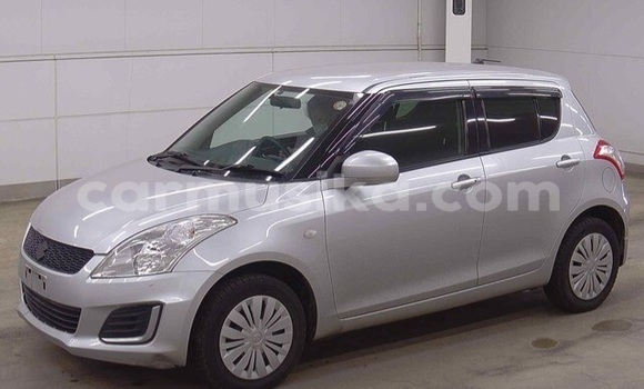 Buy Used Suzuki Swift Silver Car in Beitbridge in Matabeleland South