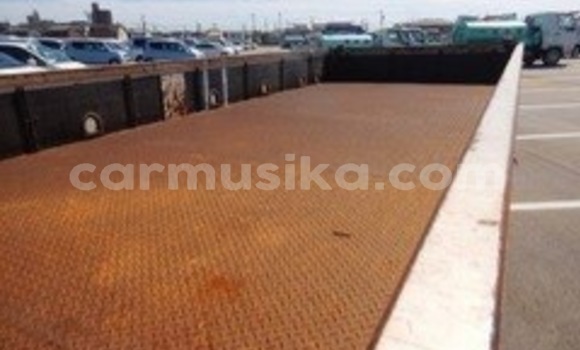 Nunua Ilio tumika Isuzu Trooper Nyeupe Gari ndani ya Beitbridge nchini Matabeleland Kusini Nunua Ilio tumika Isuzu Trooper Nyeupe Gari ndani ya Beitbridge nchini Matabeleland Kusini