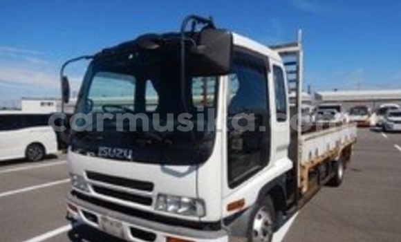 Nunua Ilio tumika Isuzu Trooper Nyeupe Gari ndani ya Beitbridge nchini Matabeleland Kusini Nunua Ilio tumika Isuzu Trooper Nyeupe Gari ndani ya Beitbridge nchini Matabeleland Kusini