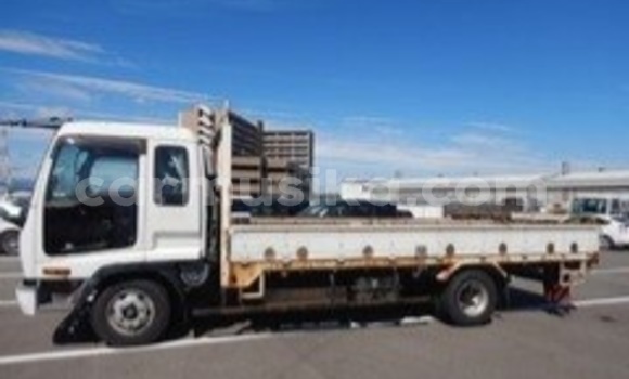 Nunua Ilio tumika Isuzu Trooper Nyeupe Gari ndani ya Beitbridge nchini Matabeleland Kusini Nunua Ilio tumika Isuzu Trooper Nyeupe Gari ndani ya Beitbridge nchini Matabeleland Kusini