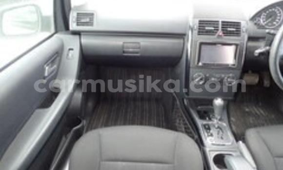 Nunua Ilio tumika Mercedes‒Benz A–Class Fedha Gari ndani ya Beitbridge nchini Matabeleland Kusini Nunua Ilio tumika Mercedes‒Benz A–Class Fedha Gari ndani ya Beitbridge nchini Matabeleland Kusini