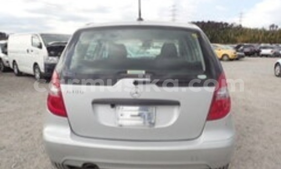 Nunua Ilio tumika Mercedes‒Benz A–Class Fedha Gari ndani ya Beitbridge nchini Matabeleland Kusini Nunua Ilio tumika Mercedes‒Benz A–Class Fedha Gari ndani ya Beitbridge nchini Matabeleland Kusini