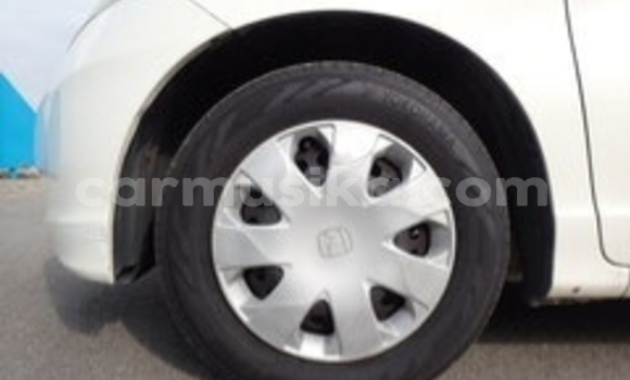 Acheter Occasion Voiture Honda Freed Blanc à Beitbridge, Matabeleland South Acheter Occasion Voiture Honda Freed Blanc à Beitbridge, Matabeleland South