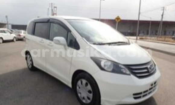 Acheter Occasion Voiture Honda Freed Blanc à Beitbridge, Matabeleland South Acheter Occasion Voiture Honda Freed Blanc à Beitbridge, Matabeleland South