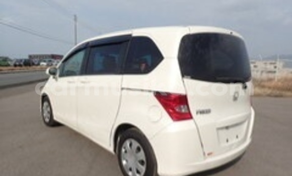 Acheter Occasion Voiture Honda Freed Blanc à Beitbridge, Matabeleland South Acheter Occasion Voiture Honda Freed Blanc à Beitbridge, Matabeleland South