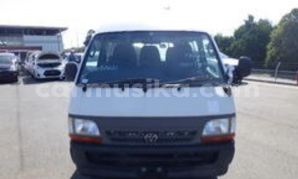 Acheter Occasion Voiture Toyota Hiace Blanc à Beitbridge, Matabeleland South Acheter Occasion Voiture Toyota Hiace Blanc à Beitbridge, Matabeleland South