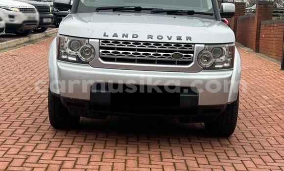 Nunua Ilio tumika Land Rover Discovery Fedha Gari ndani ya Beitbridge nchini Matabeleland Kusini Nunua Ilio tumika Land Rover Discovery Fedha Gari ndani ya Beitbridge nchini Matabeleland Kusini