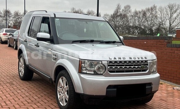 Nunua Ilio tumika Land Rover Discovery Fedha Gari ndani ya Beitbridge nchini Matabeleland Kusini Nunua Ilio tumika Land Rover Discovery Fedha Gari ndani ya Beitbridge nchini Matabeleland Kusini