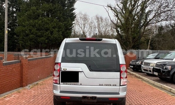 Nunua Ilio tumika Land Rover Discovery Fedha Gari ndani ya Beitbridge nchini Matabeleland Kusini Nunua Ilio tumika Land Rover Discovery Fedha Gari ndani ya Beitbridge nchini Matabeleland Kusini