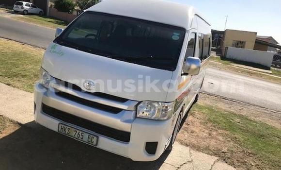 Tenga Tsaru Toyota 2000GT Chena Mota in Beitbridge in Matabeleland South Tenga Tsaru Toyota 2000GT Chena Mota in Beitbridge in Matabeleland South