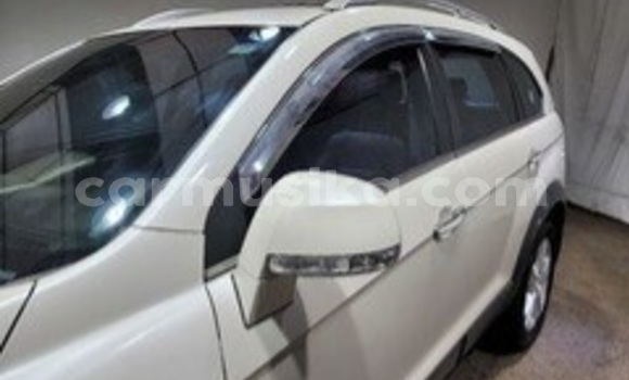 Acheter Occasion Voiture Chevrolet Captiva Blanc à Beitbridge, Matabeleland South Acheter Occasion Voiture Chevrolet Captiva Blanc à Beitbridge, Matabeleland South