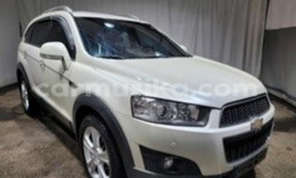 Acheter Occasion Voiture Chevrolet Captiva Blanc à Beitbridge, Matabeleland South Acheter Occasion Voiture Chevrolet Captiva Blanc à Beitbridge, Matabeleland South
