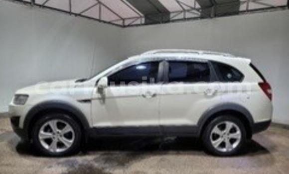 Acheter Occasion Voiture Chevrolet Captiva Blanc à Beitbridge, Matabeleland South Acheter Occasion Voiture Chevrolet Captiva Blanc à Beitbridge, Matabeleland South
