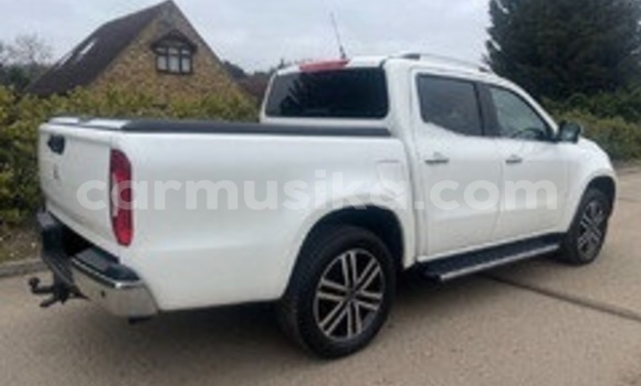 Acheter Occasion Voiture Mercedes‒Benz X-klasse Concept Gris à Beitbridge, Matabeleland South Acheter Occasion Voiture Mercedes‒Benz X-klasse Concept Gris à Beitbridge, Matabeleland South