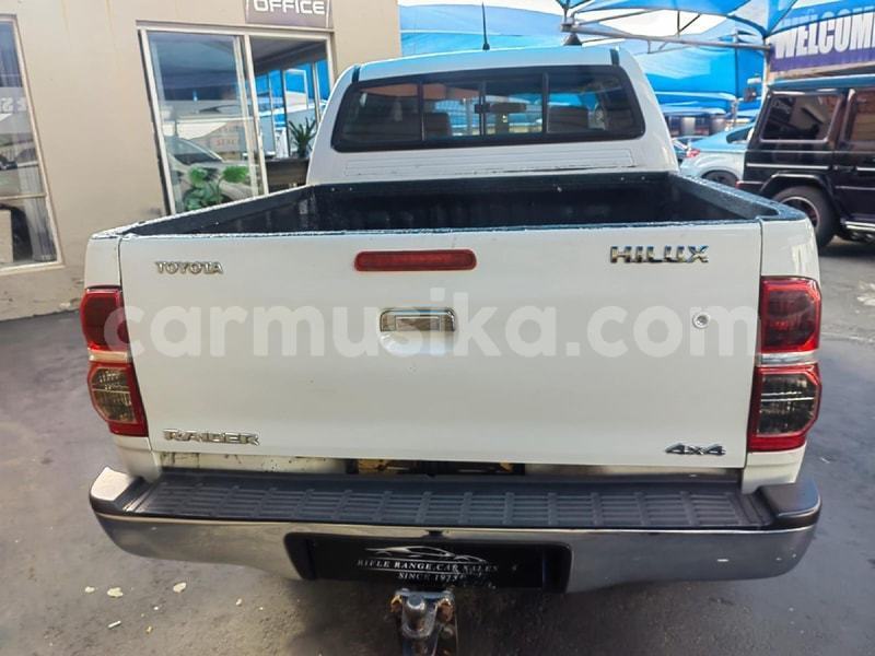 Big with watermark toyota hilux matabeleland south beitbridge 32567