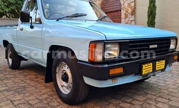Nunua Ilio tumika Toyota Hilux Bluu Gari ndani ya Beitbridge nchini Matabeleland Kusini Nunua Ilio tumika Toyota Hilux Bluu Gari ndani ya Beitbridge nchini Matabeleland Kusini