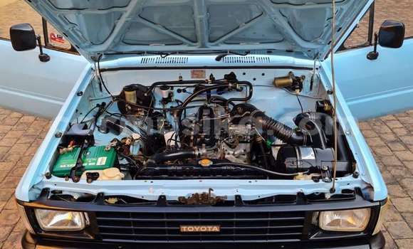 Nunua Ilio tumika Toyota Hilux Bluu Gari ndani ya Beitbridge nchini Matabeleland Kusini Nunua Ilio tumika Toyota Hilux Bluu Gari ndani ya Beitbridge nchini Matabeleland Kusini