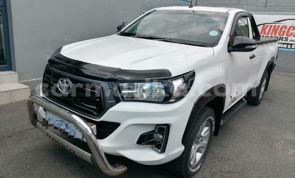 Acheter Occasion Voiture Toyota Hilux Blanc à Beitbridge, Matabeleland South Acheter Occasion Voiture Toyota Hilux Blanc à Beitbridge, Matabeleland South