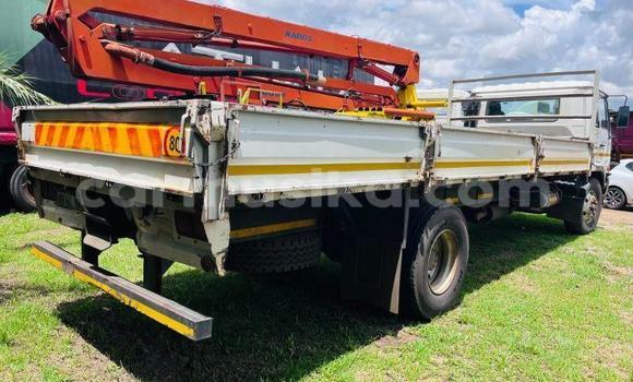 Buy Used Nissan UD White Truck in Beitbridge in Matabeleland South Buy Used Nissan UD White Truck in Beitbridge in Matabeleland South