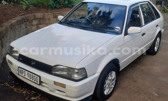 Tenga Tsaru Mazda 323 Chena Mota in Beitbridge in Matabeleland South
