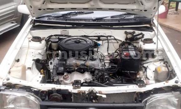 Tenga Tsaru Mazda 323 Chena Mota in Beitbridge in Matabeleland South Tenga Tsaru Mazda 323 Chena Mota in Beitbridge in Matabeleland South