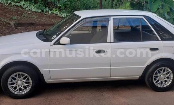 Tenga Tsaru Mazda 323 Chena Mota in Beitbridge in Matabeleland South Tenga Tsaru Mazda 323 Chena Mota in Beitbridge in Matabeleland South