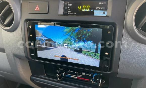 Nunua Ilio tumika Toyota Land Cruiser Nyeupe Gari ndani ya Beitbridge nchini Matabeleland Kusini Nunua Ilio tumika Toyota Land Cruiser Nyeupe Gari ndani ya Beitbridge nchini Matabeleland Kusini