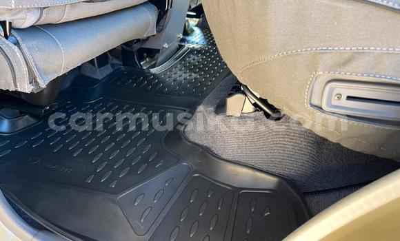 Nunua Ilio tumika Toyota Land Cruiser Nyeupe Gari ndani ya Beitbridge nchini Matabeleland Kusini Nunua Ilio tumika Toyota Land Cruiser Nyeupe Gari ndani ya Beitbridge nchini Matabeleland Kusini