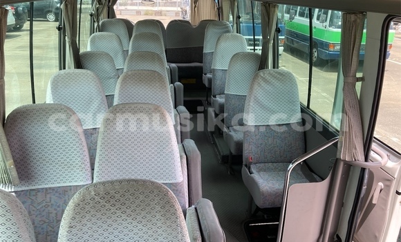Buy Used Toyota Coaster White Car in Beitbridge in Matabeleland South Buy Used Toyota Coaster White Car in Beitbridge in Matabeleland South