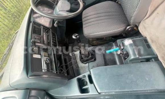 Acheter Occasion Utilitaire Nissan UD Blanc à Beitbridge, Matabeleland South Acheter Occasion Utilitaire Nissan UD Blanc à Beitbridge, Matabeleland South