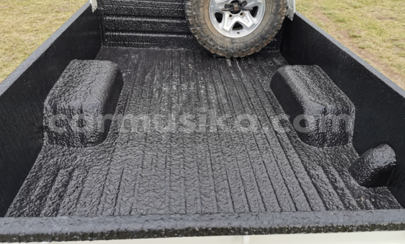 Tenga Tsaru Toyota Land Cruiser Chena Mota in Beitbridge in Matabeleland South Tenga Tsaru Toyota Land Cruiser Chena Mota in Beitbridge in Matabeleland South