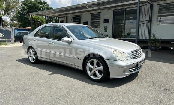 Acheter Occasion Voiture Mercedes‒Benz C–Class Gris à Beitbridge, Matabeleland South