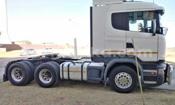 Acheter Occasion Utilitaire Scania R420 Blanc à Bulawayo, Bulawayo Acheter Occasion Utilitaire Scania R420 Blanc à Bulawayo, Bulawayo
