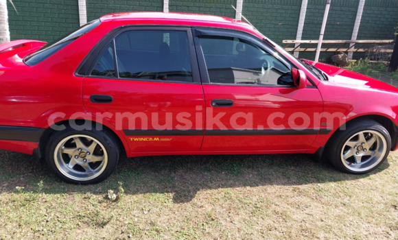 Acheter Occasion Voiture Toyota Corolla Rouge à Beitbridge, Matabeleland South Acheter Occasion Voiture Toyota Corolla Rouge à Beitbridge, Matabeleland South