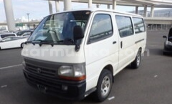 Nunua Ilio tumika Toyota Hiace Nyeupe Gari ndani ya Beitbridge nchini Matabeleland Kusini