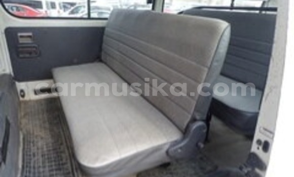 Acheter Occasion Voiture Toyota Hiace Blanc à Beitbridge, Matabeleland South Acheter Occasion Voiture Toyota Hiace Blanc à Beitbridge, Matabeleland South